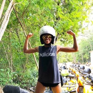 Meet your Posher, Ashley